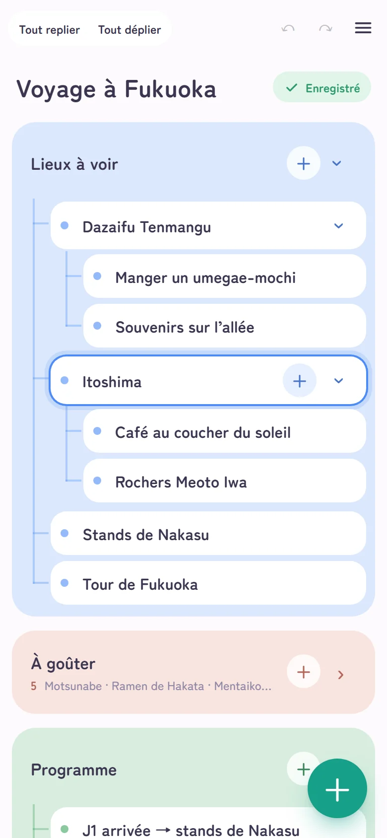 Doline sur un téléphone : une carte « Voyage à Fukuoka » avec des fiches pour les lieux, la nourriture et le programme